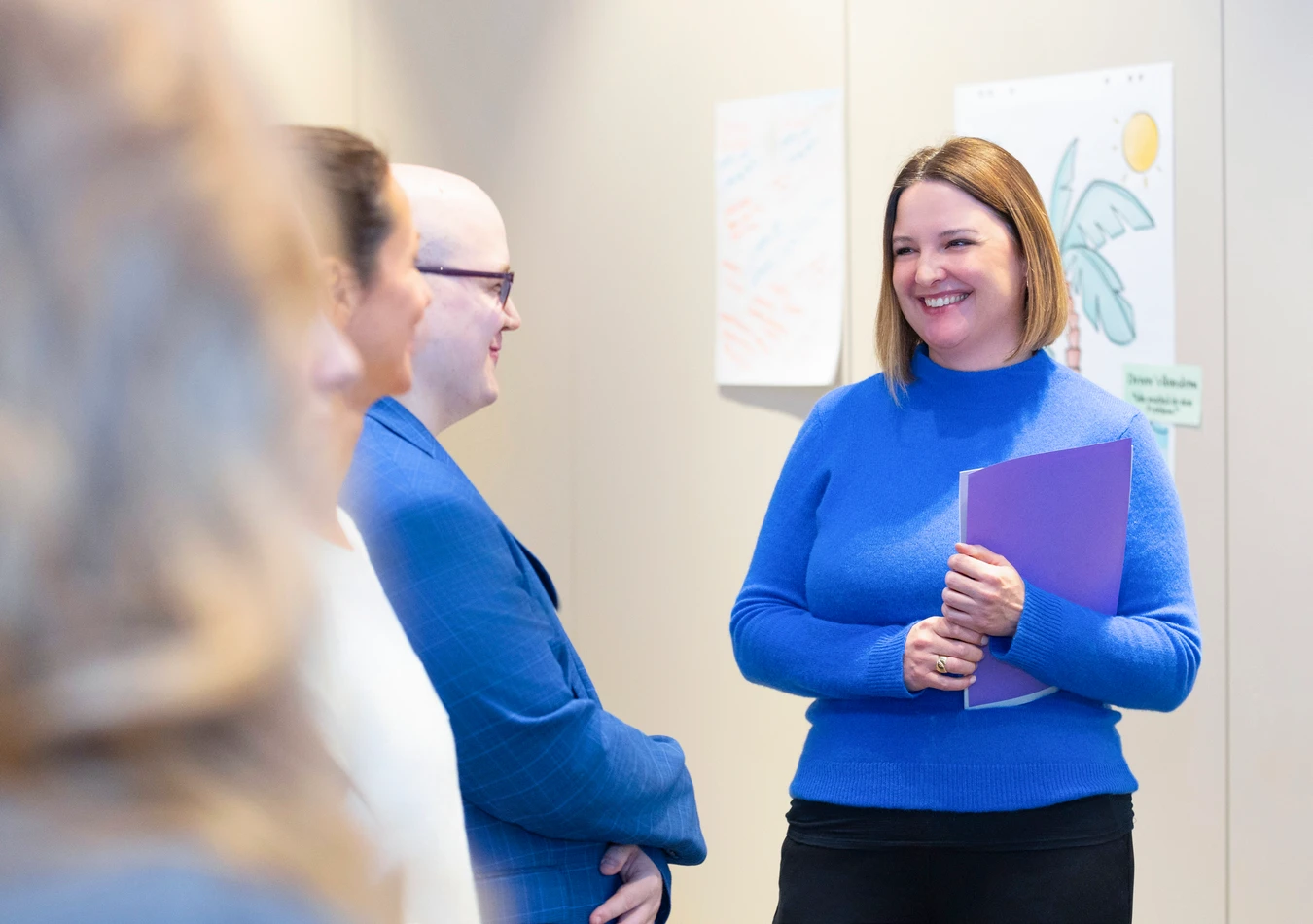 Personen im Kurs Tisch bei Competence on Top